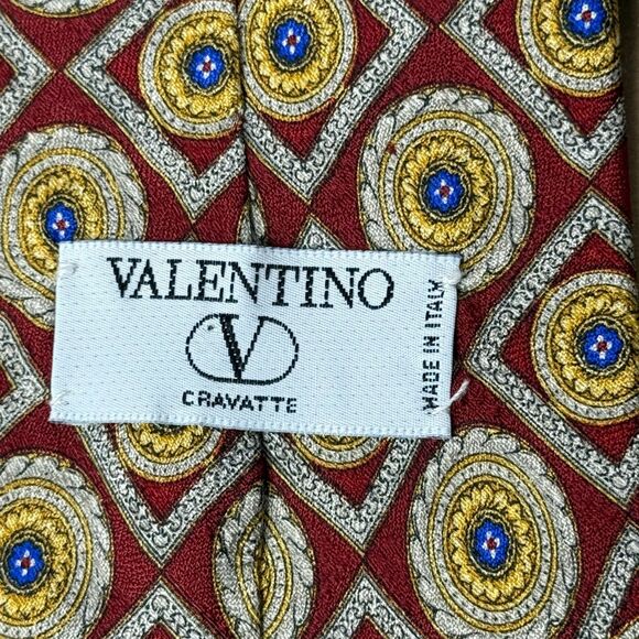 Valentino Vintage Handmade Italy 100% Silk Tie Geometric Wide Designer Logo - Picture 4 of 9